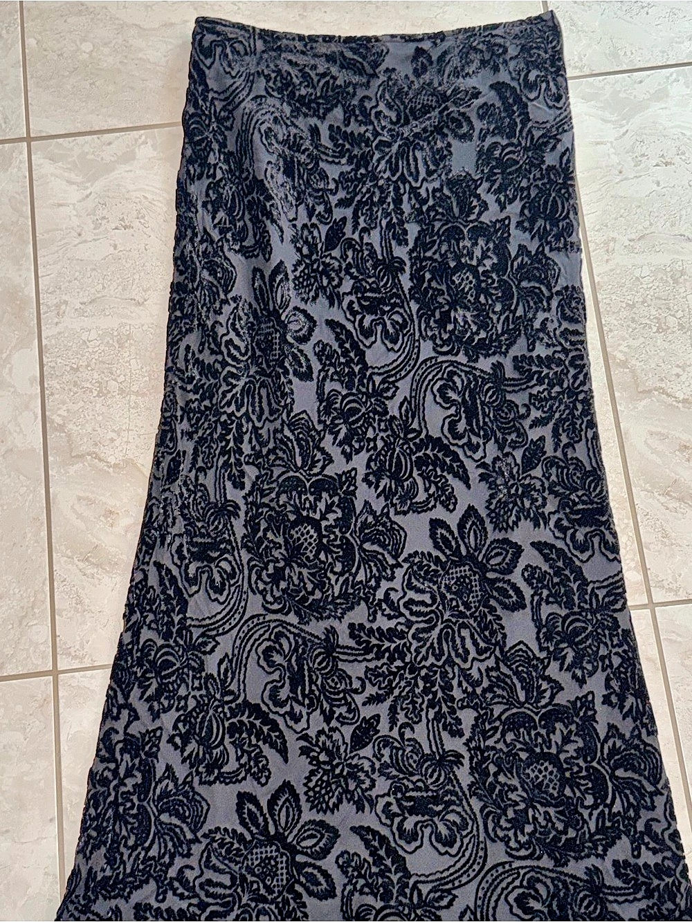 Vintage 90s Cachet Silk Blend Burnout Velvet Maxi Skirt